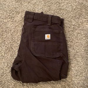 Carharrt women’s cargo pants in brown size 2